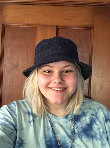 Photo of Chloe Smith